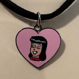Betty & Veronica choker